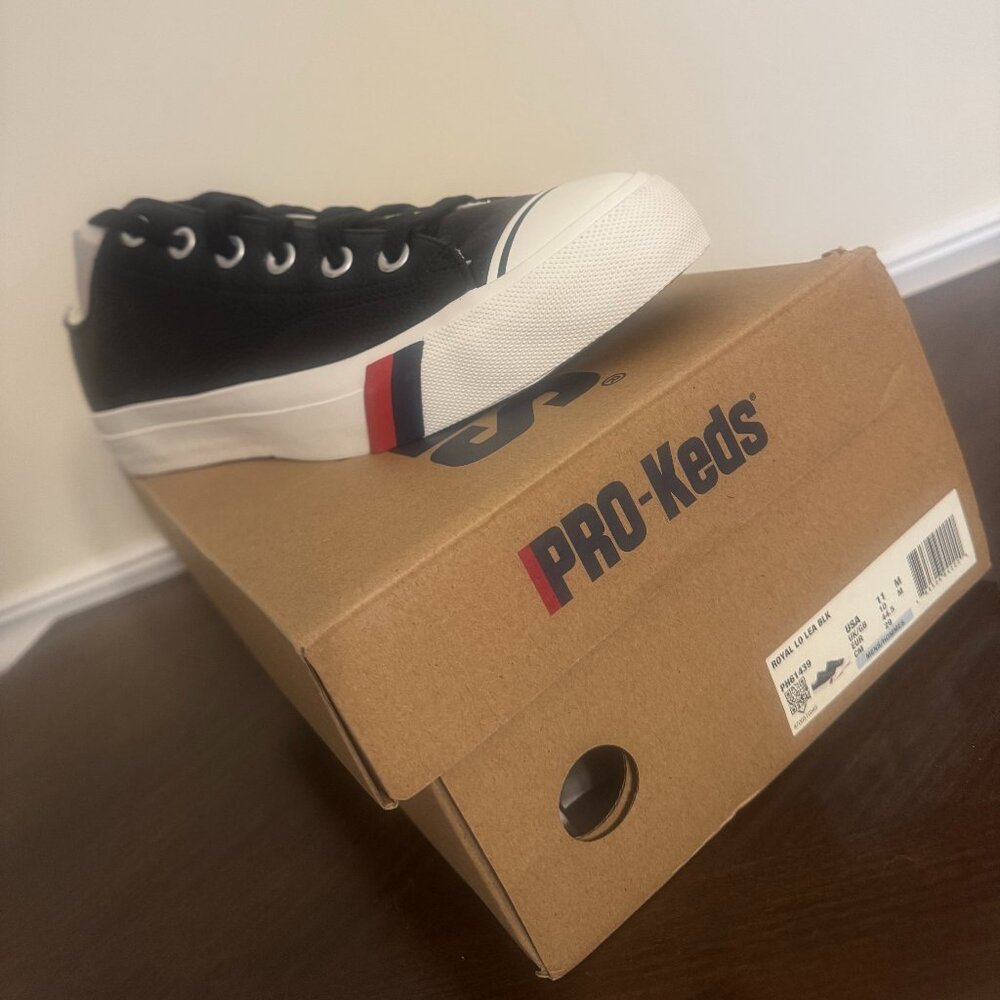 Pro-Keds Royal Lo Lace Up - Men’s Size 11M